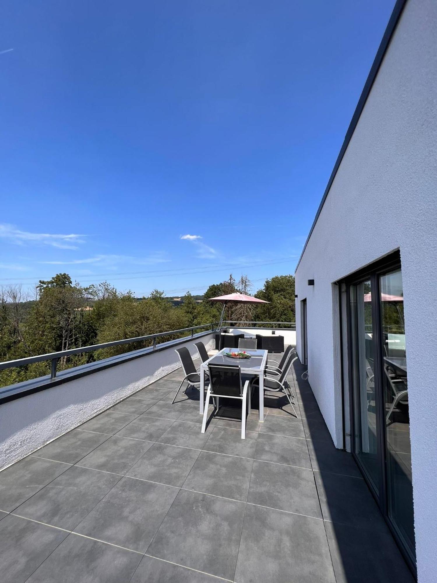 ノインキルヒェンPenthouse M1アパートメント エクステリア 写真